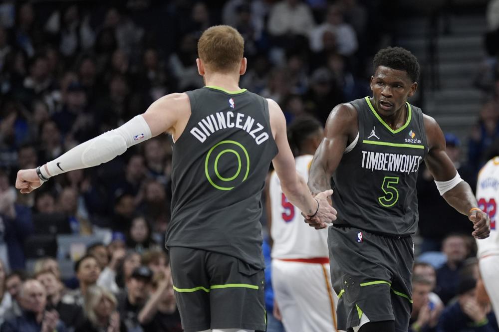 抢下前场篮 抢下前场篮