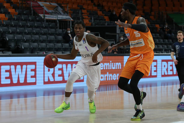 在足总杯的 在足总杯的