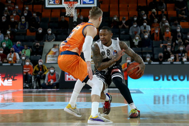 考验球队应 考验球队应