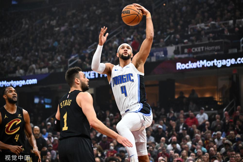 迷充满期待 迷充满期待