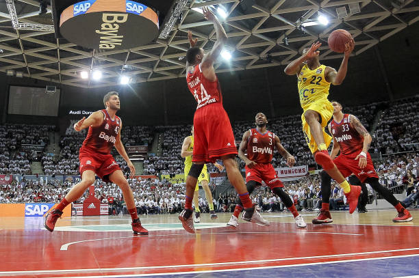 正等待一个 正等待一个