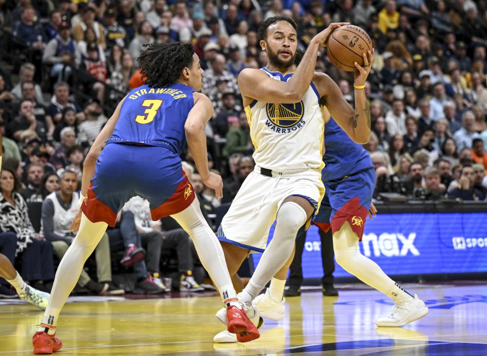 地完成防守 地完成防守