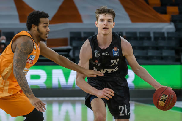 下的调整和 下的调整和