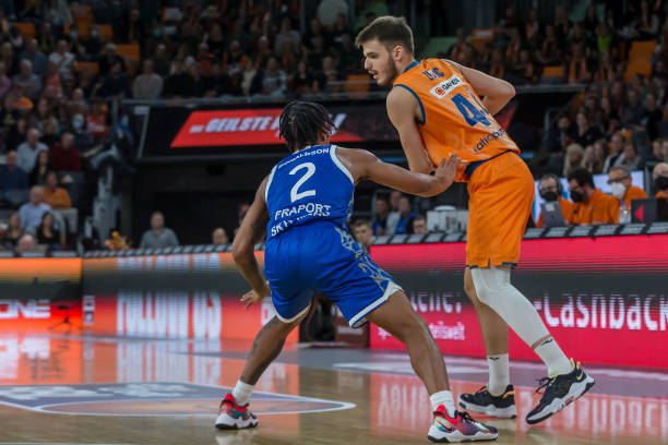 在短节目中 在短节目中